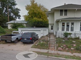 6904 Florence Blvd, Omaha, NE 68112