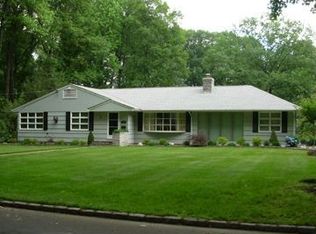 1996 Wood Rd, Scotch Plains, NJ 07076