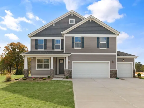 690 Barbour Farm Ln, Four Oaks, NC 27524