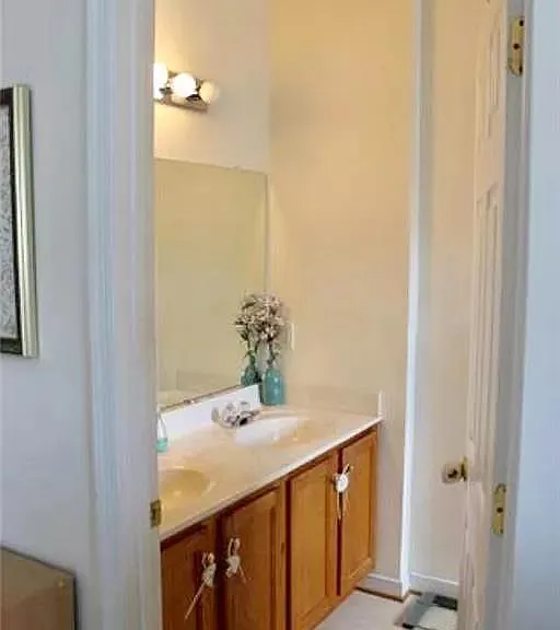 5501 Springwater Ln — Photo 10