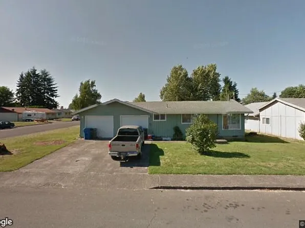 415 Del Mar Dr, Aumsville, OR 97325