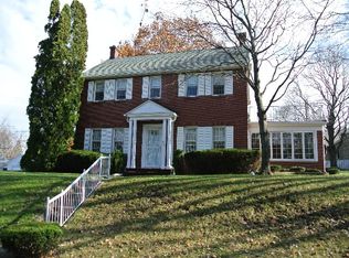 405 Rowland Ave, Marengo, IL 60152