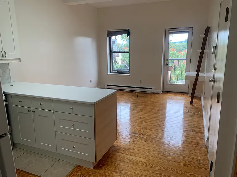 38 Williams St #D — Photo 7