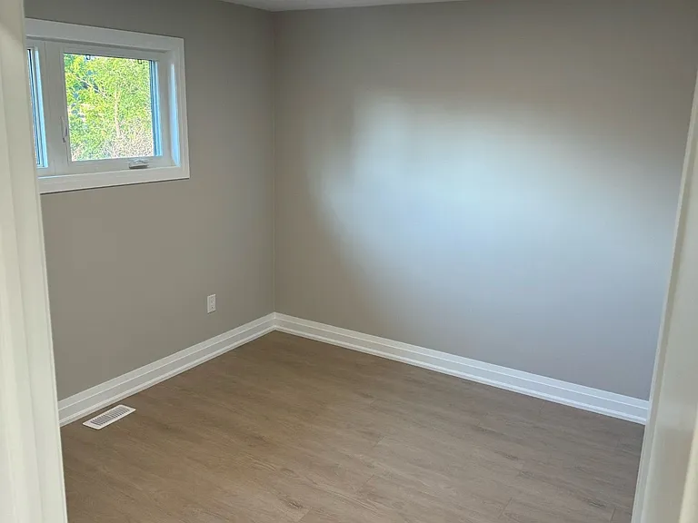 21 Nova Dr #UPPER — Photo 6