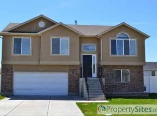 1409 W 2200 S, Woods Cross, UT 84087
