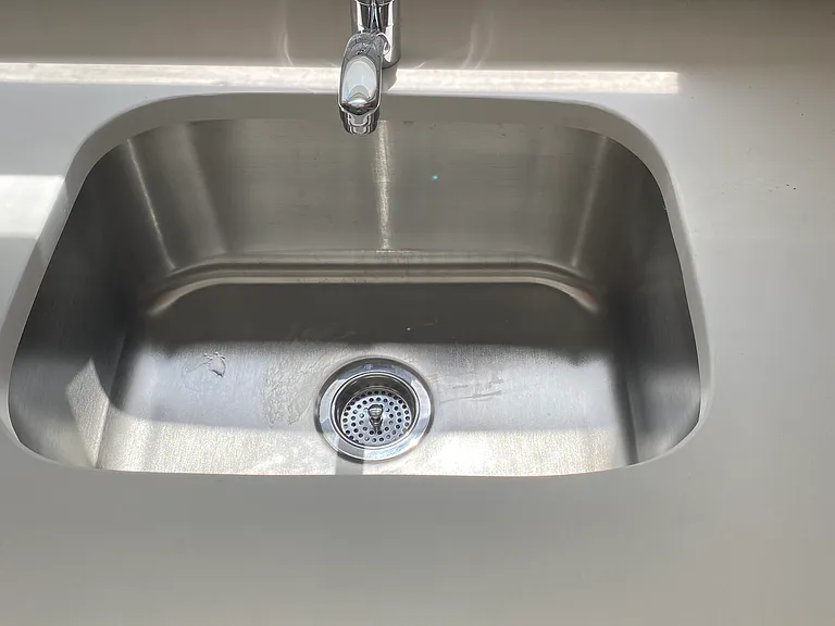 571 Morris St #1 — Photo 8