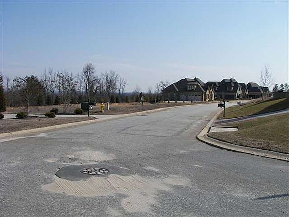 4th image of 108 Gascony Dr