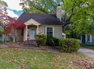 30 Brookline Ln, Dearborn, MI 48120