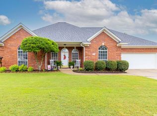 2212 Defoe Cir, Bryant, AR 72022