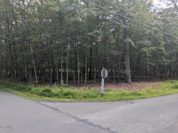 1 Highridge & Glenbrook Dr, Dingmans Ferry, PA 18328