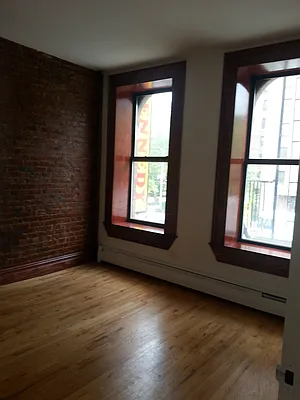 Rented by Allen Harris, LREB | media 31