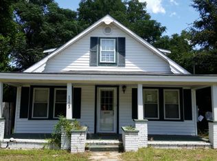 1153 W New Hampshire Ave, Southern Pines, NC 28387