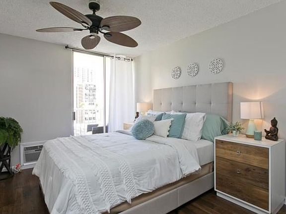 Master bedroom with a Queen bed and a single bed(not pictured)