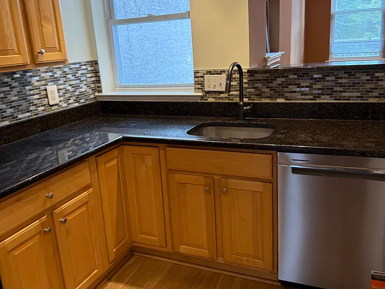 Kitchen 3: dishwasher and passthrough to living room