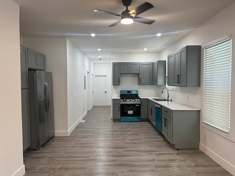 348 Baynes St #1 — Photo 6