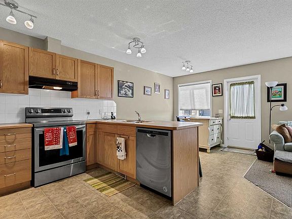 2nd image of 800 W Yankee Valley Blvd SE #1302