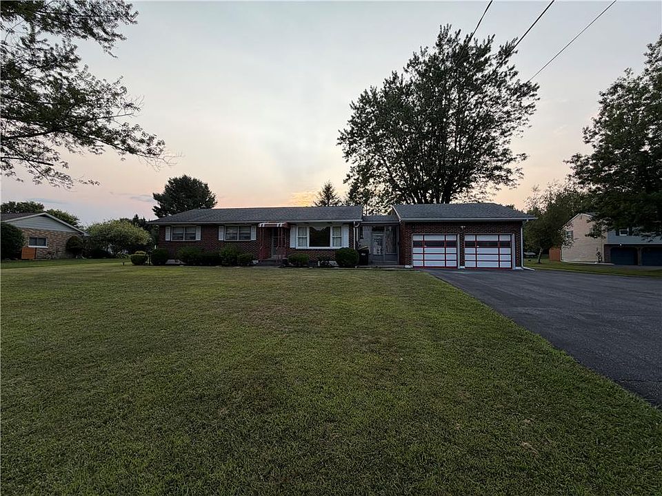 1st image of 2662 Community Dr