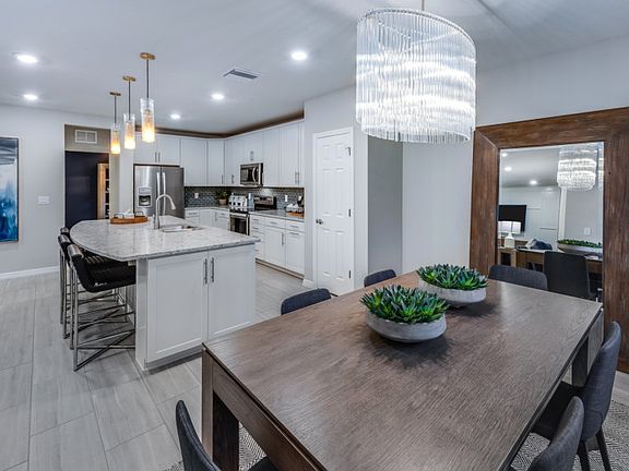 Eat in Kitchen