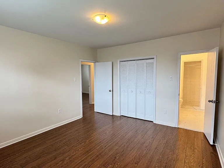 242 Wilmington Ave #3 — Photo 14