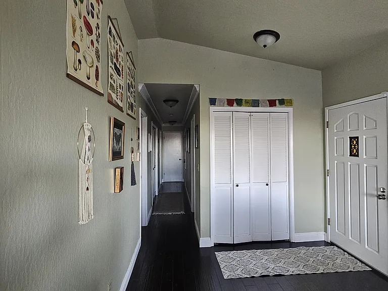 3507 Meadow Wood Dr — Photo 10