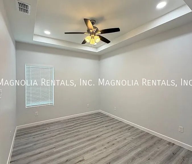 2213 S Oakview Ave #2 — Photo 8