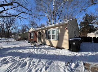 2609 SW Sunset Rd, Topeka, KS 66614