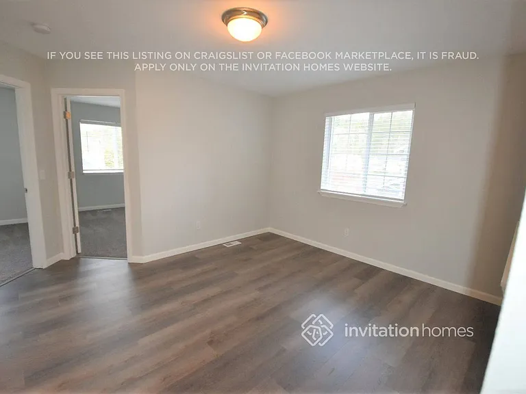 216 Michell Ln NE — Photo 8