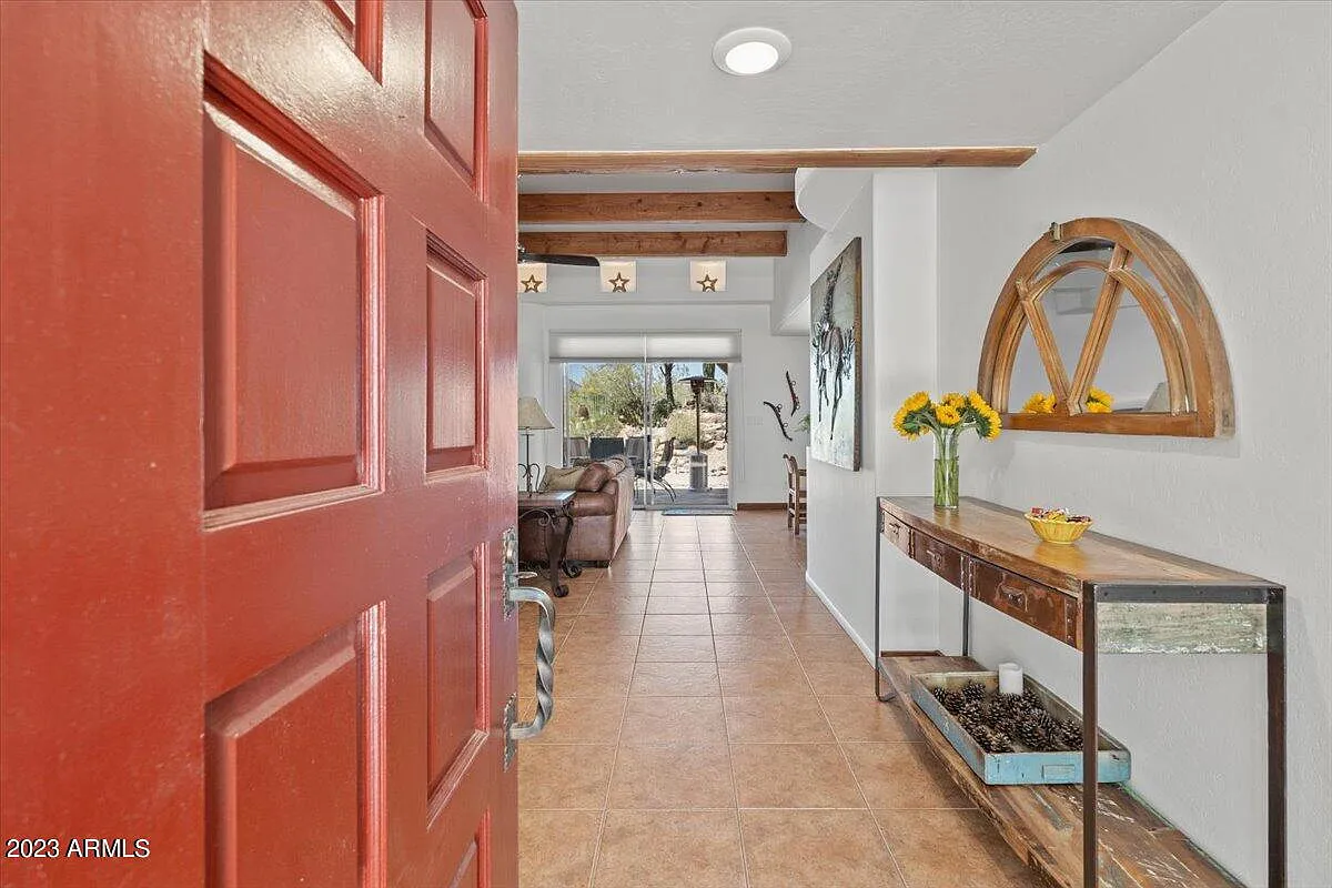 4 bed, 3.0 bath, 2540 sqft, $7,500 — Photo 3