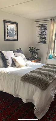 Rented by Cayenne Realty Group | media 62