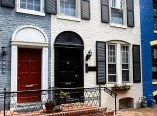 1033 30th St NW, Washington, DC 20007