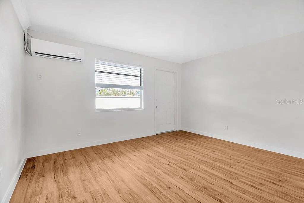 6701 S West Shore Blvd — Photo 3