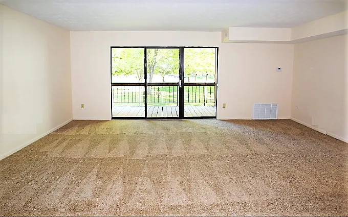 Viking Apartments and Townhomes — Photo 7