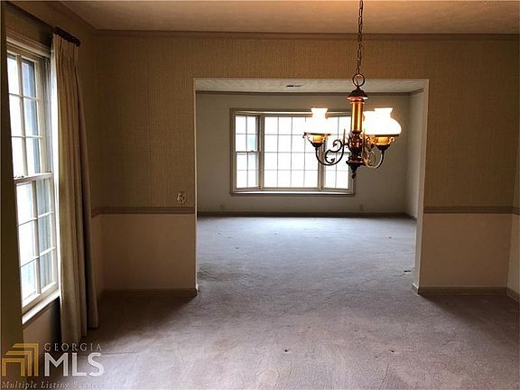 2nd image of 6411 Deerings Ln