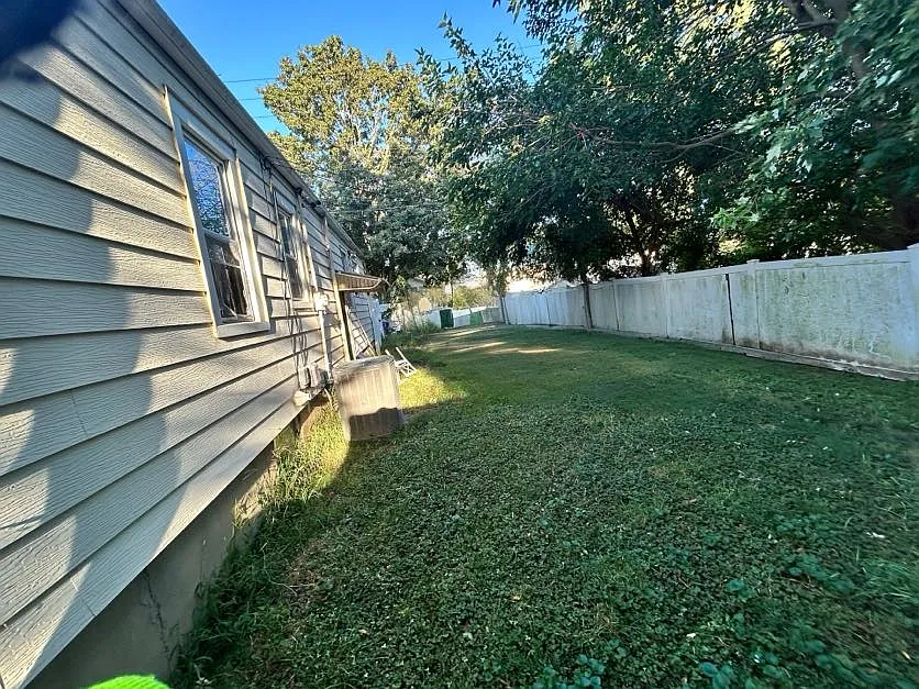 2 bed, 1066 sqft, $895 — Photo 4