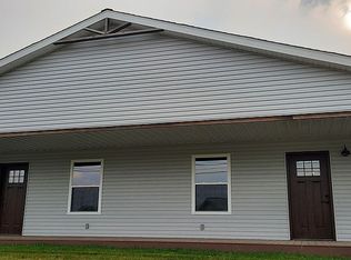 184 School St #186, Bellville, OH 44813