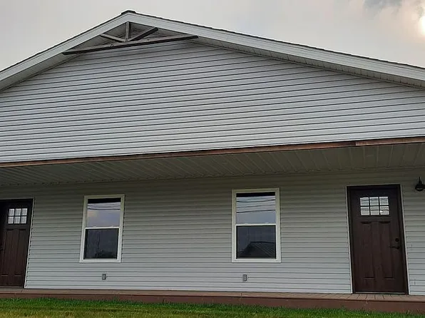 184 School St #186, Bellville, OH 44813