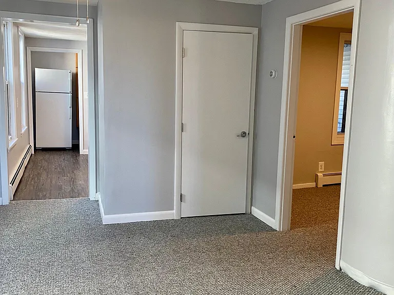 27 Florence St #2 — Photo 6