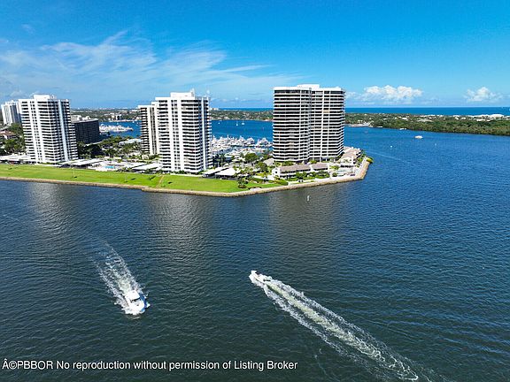 3rd image of 100 Lakeshore Dr APT 1256
