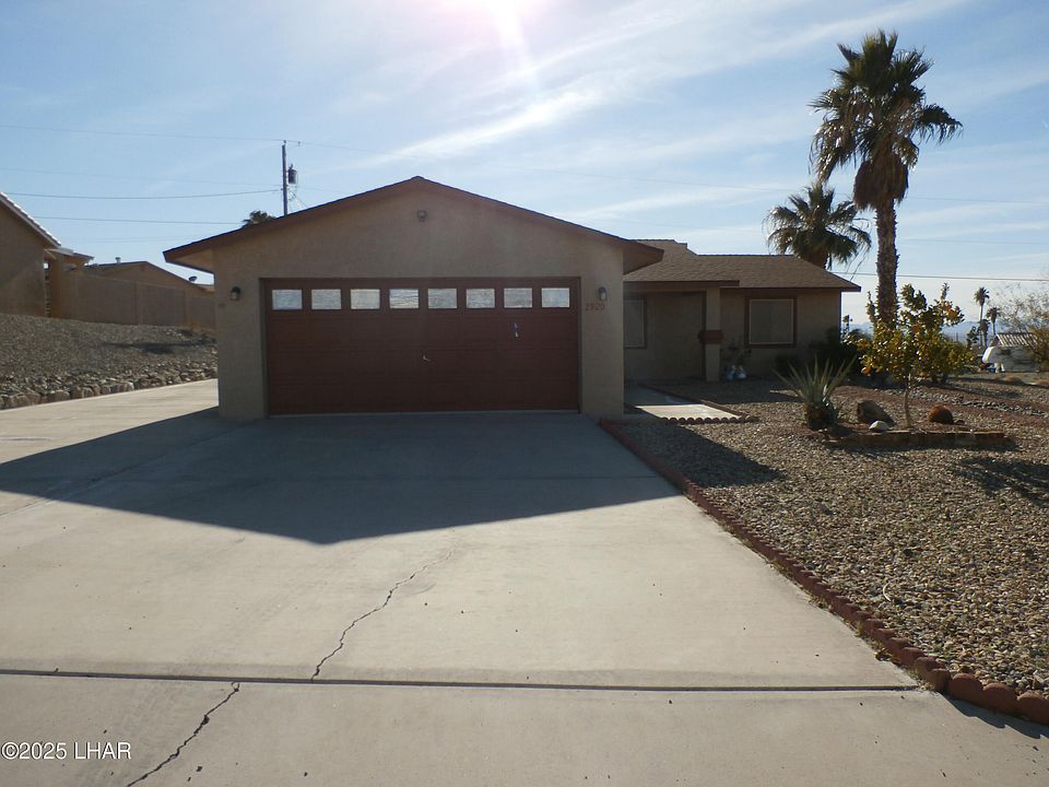 1st image of 2920 Sombrero Dr
