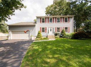 20 Peaked Rock Rd, South Kingstown, RI 02879