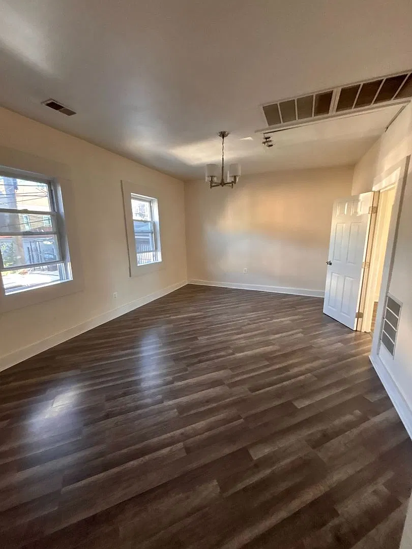 1 bed, 1.0 bath, 750 sqft, $1,500 — Photo 2