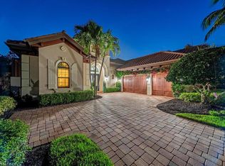 6445 Costa CIR, NAPLES, FL 34113
