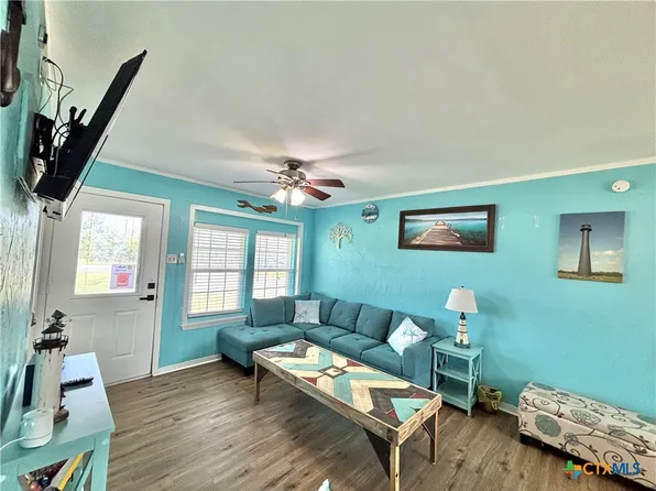 1208 Adams Ave, Pt O Connor, TX 77982