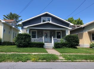 1097 Dean St, Schenectady, NY 12309