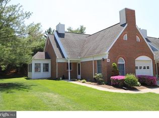 4 E Village Rd, Newark, DE 19713