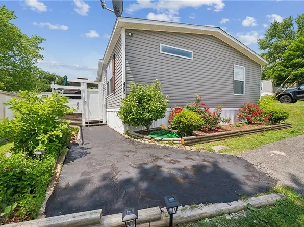 400 Richmond Rd, Imperial, PA 15126