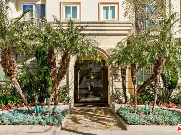 132 S Maple Dr Unit 101, Beverly Hills, CA 90212
