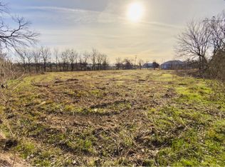 302 S Memorial St, Riesel, TX 76682