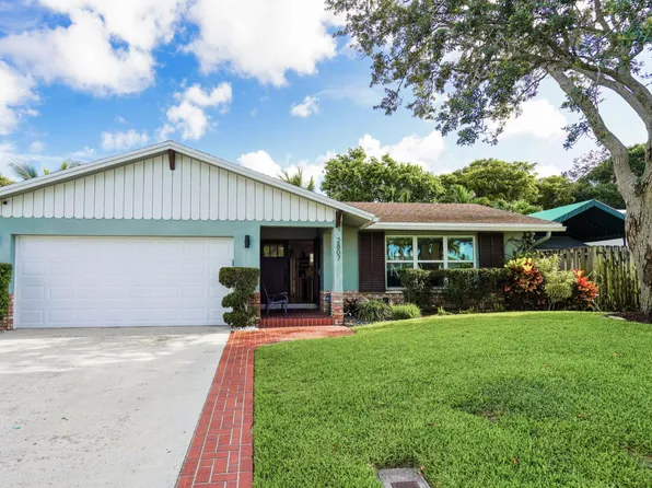 2807 SW 13th Court, Deerfield Beach, FL 33442