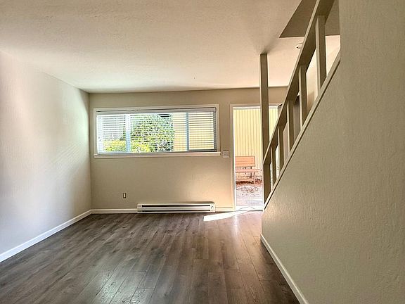 2nd image of 731-733 Cherry St #11437903
